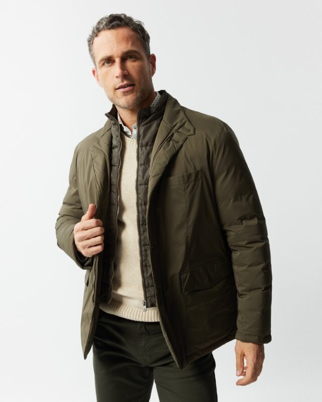 C O N T E M P O R A R Y
U R B A N
L I F E ST Y L E